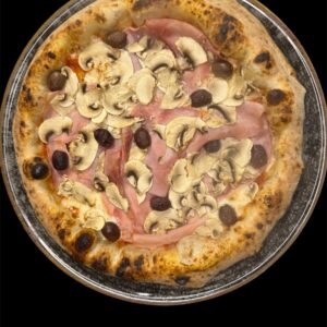 PROSCIUTTO CON FUNGHI E OLIVE